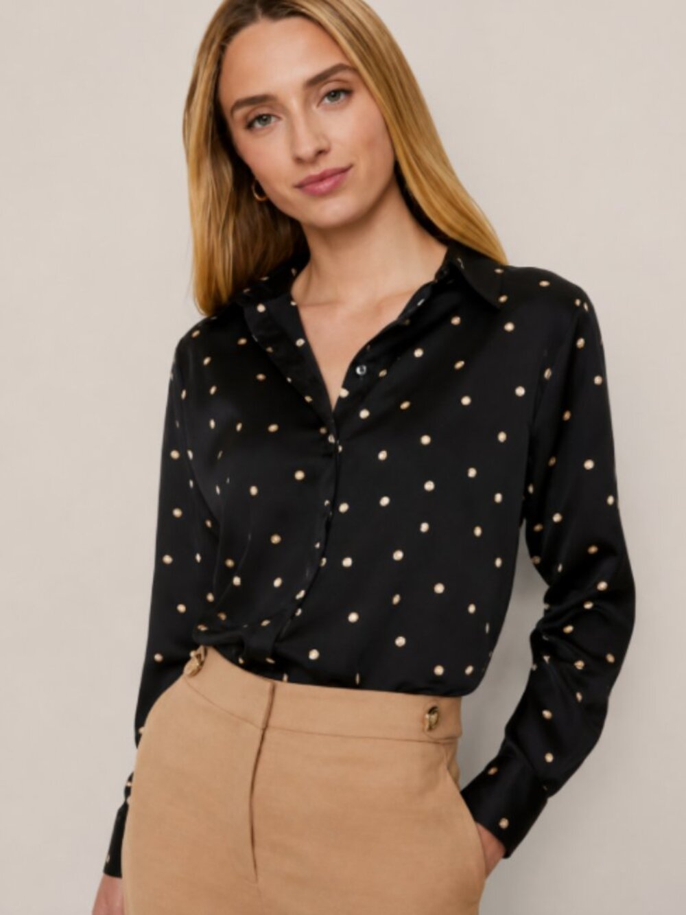 Ann Taylor NWT Polka Dot Satin Button Front Blouse Size: Small Petite